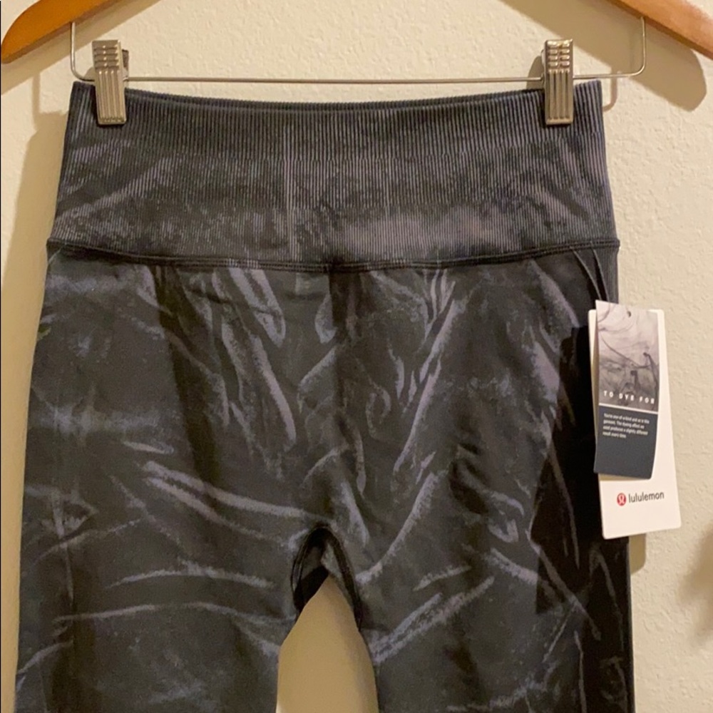 Lululemon Ebb to Street Tight